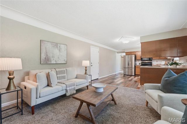 2908 Westminister Drive, St Charles, MO 63301