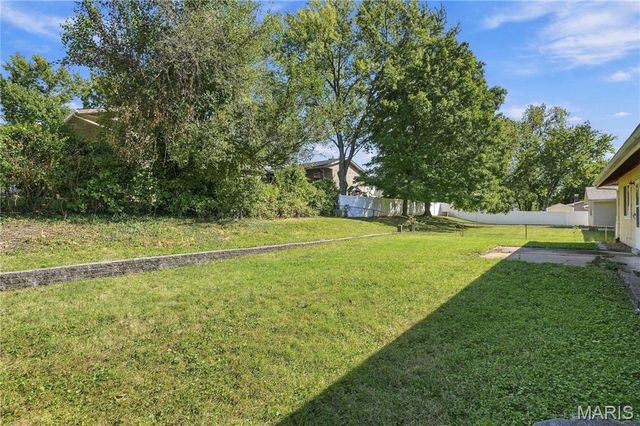 2908 Westminister Drive, St Charles, MO 63301