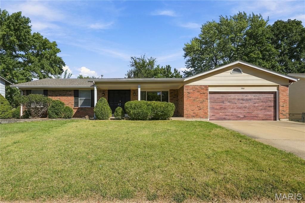 2908 Westminister Drive, St Charles, MO 63301