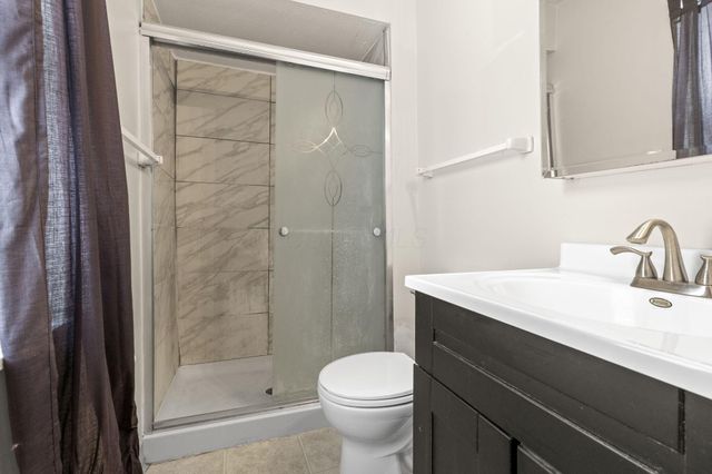 1705 Ivyhill Loop S, Columbus, OH 43229