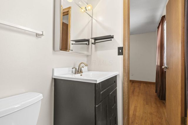 1705 Ivyhill Loop S, Columbus, OH 43229