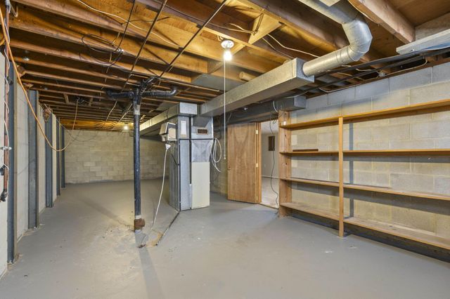 1705 Ivyhill Loop S, Columbus, OH 43229