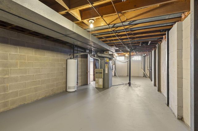 1705 Ivyhill Loop S, Columbus, OH 43229