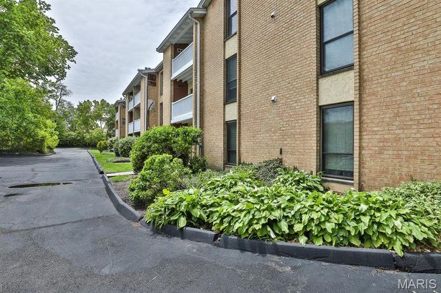 444 N Clay Avenue 1B, St Louis, MO 63122