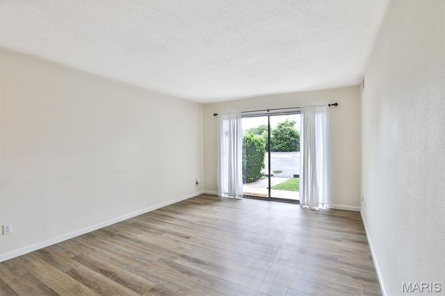 444 N Clay Avenue 1B, St Louis, MO 63122