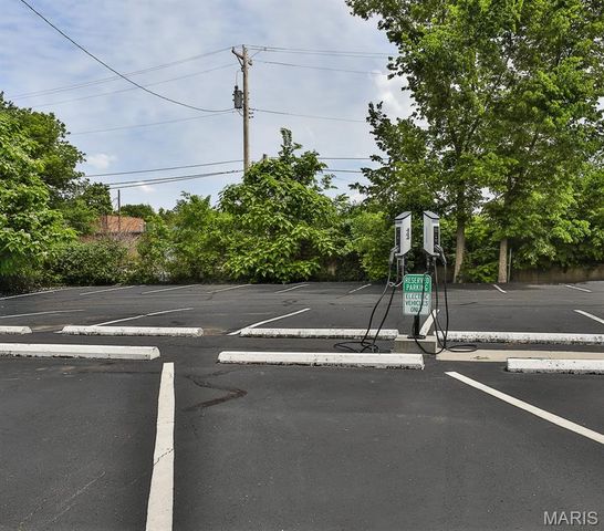 444 N Clay Avenue 1B, St Louis, MO 63122