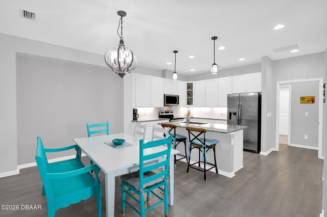 584 Landshark Boulevard, Daytona Beach, FL 32124