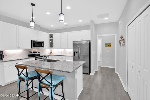 584 Landshark Boulevard, Daytona Beach, FL 32124