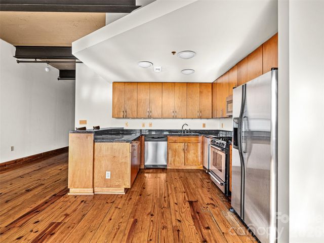 100 Coxe Avenue 408, Asheville, NC 28801