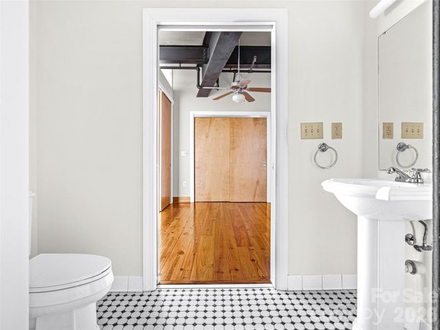 100 Coxe Avenue 408, Asheville, NC 28801