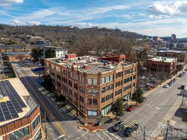 100 Coxe Avenue 408, Asheville, NC 28801