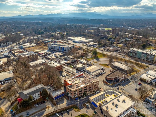 100 Coxe Avenue 408, Asheville, NC 28801