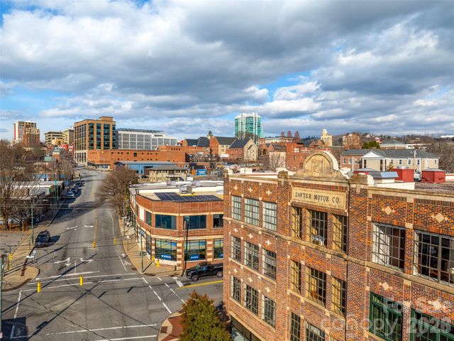 100 Coxe Avenue 408, Asheville, NC 28801