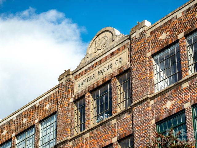 100 Coxe Avenue 408, Asheville, NC 28801