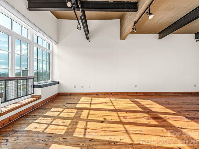 100 Coxe Avenue 408, Asheville, NC 28801