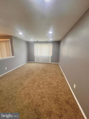 3228 SAYRE DR, Princeton, NJ 08540