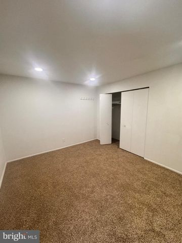3228 SAYRE DR, Princeton, NJ 08540