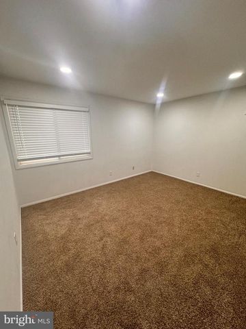 3228 SAYRE DR, Princeton, NJ 08540