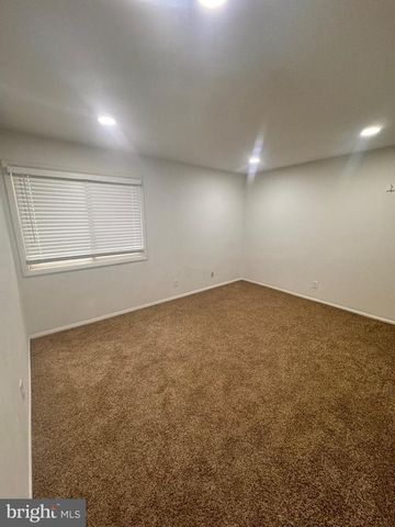 3228 SAYRE DR, Princeton, NJ 08540