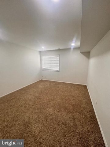 3228 SAYRE DR, Princeton, NJ 08540