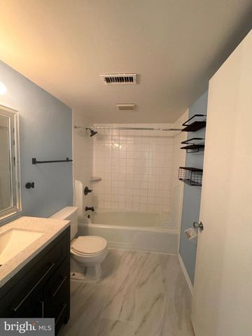 3228 SAYRE DR, Princeton, NJ 08540