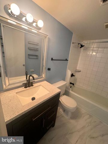 3228 SAYRE DR, Princeton, NJ 08540