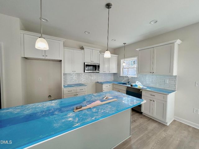 1739 Cardinal Drive, Deep Run, NC 28525