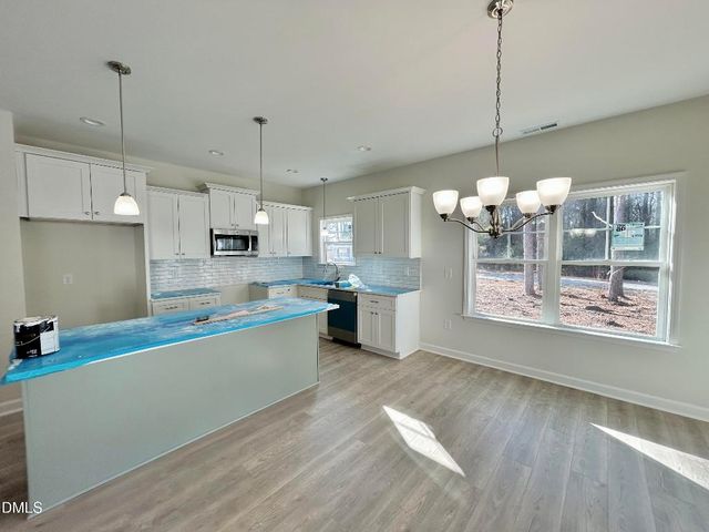 1739 Cardinal Drive, Deep Run, NC 28525