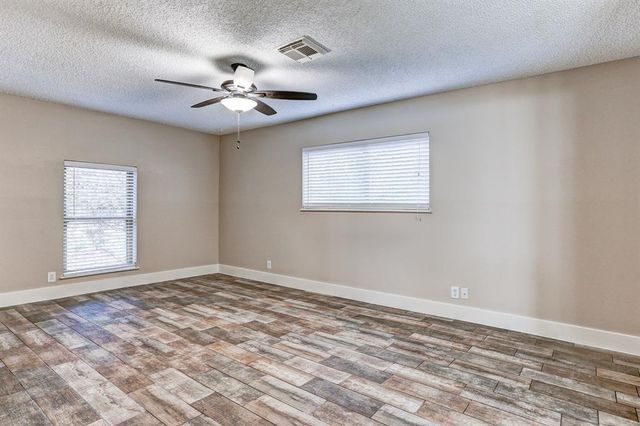 1827 Riverwood Trail, Spring, TX 77386