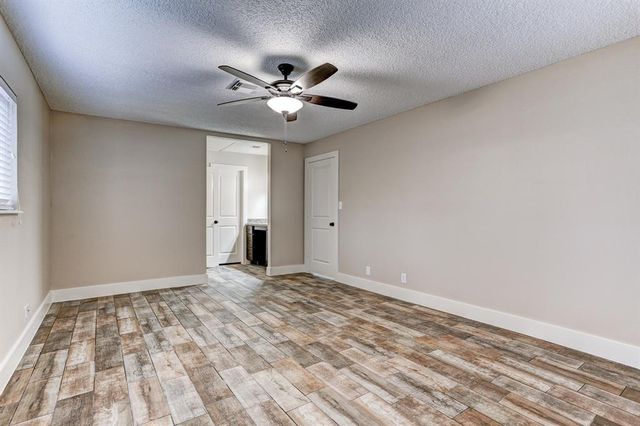 1827 Riverwood Trail, Spring, TX 77386