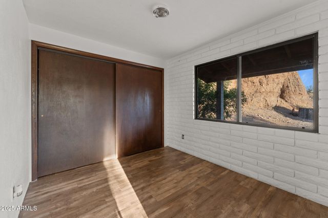 27610 W Gill Road, Morristown, AZ 85342