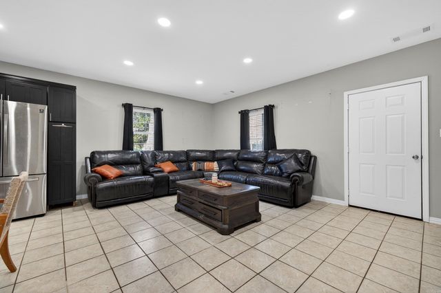 6766 Park Avenue, Fountain Lake, AR 71901