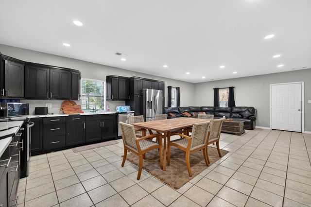 6766 Park Avenue, Fountain Lake, AR 71901