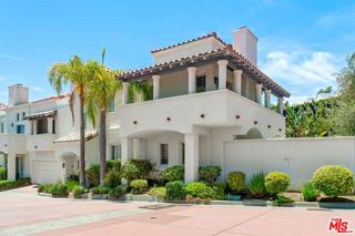 6435 Zumirez Drive 21, Malibu, CA 90265