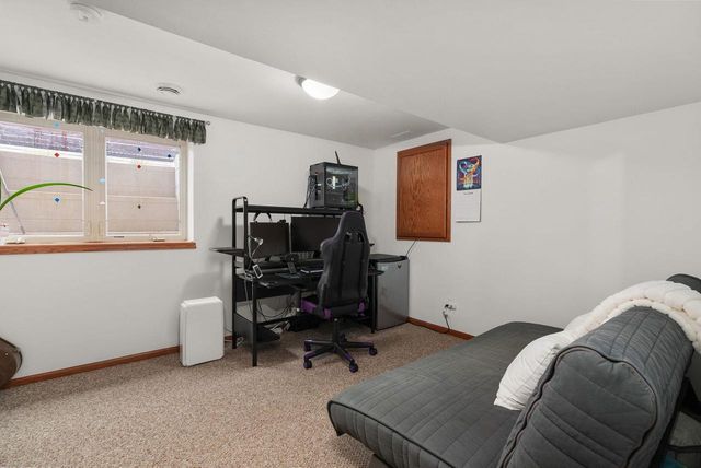 7041 Heather Glen Drive, Madison, WI 53719