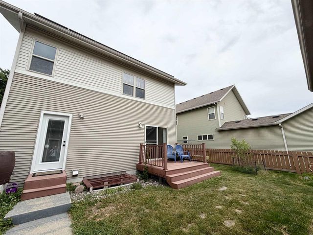 7041 Heather Glen Drive, Madison, WI 53719