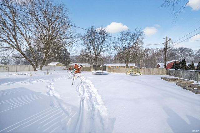 11185 Idlewood Drive, Osceola, IN 46561