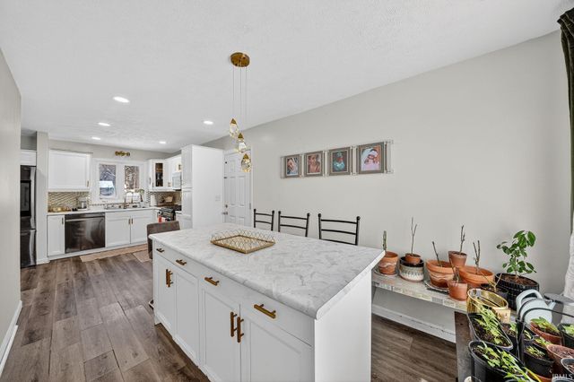 11185 Idlewood Drive, Osceola, IN 46561