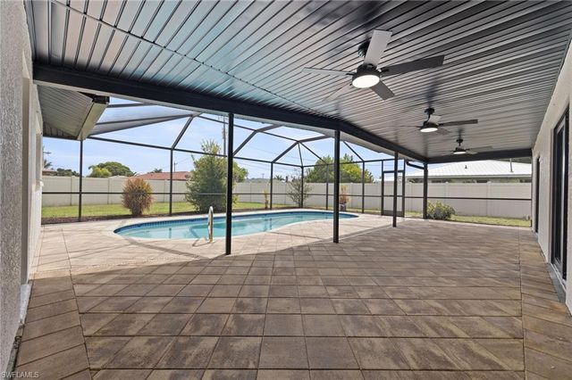 812 SE 34th ST, Cape Coral, FL 33904