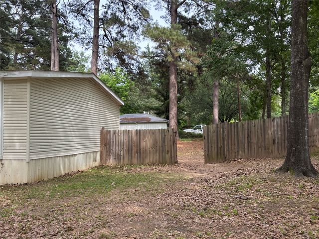 10297 Mcelroy Drive, Keithville, LA 71047
