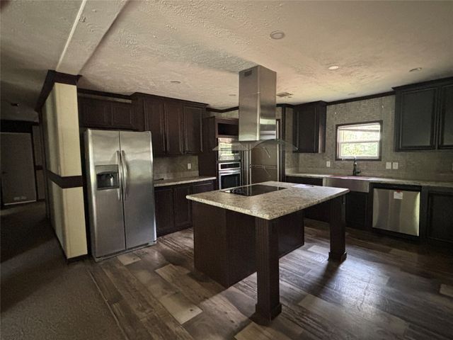 10297 Mcelroy Drive, Keithville, LA 71047