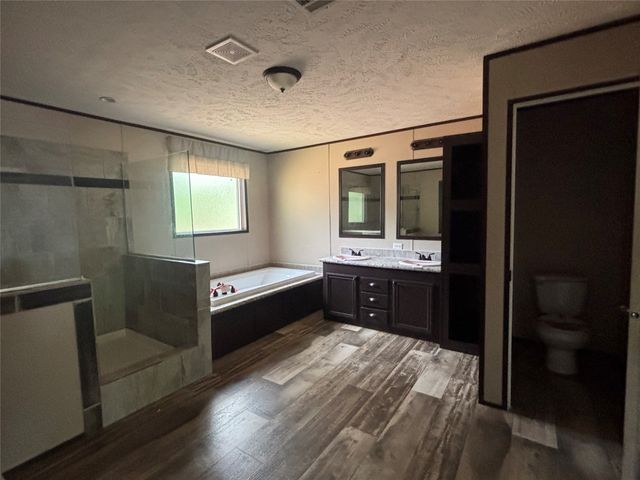 10297 Mcelroy Drive, Keithville, LA 71047