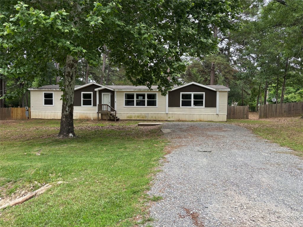 10297 Mcelroy Drive, Keithville, LA 71047