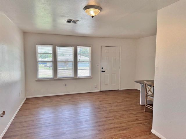 1664 & 1666 NW 27th ST, Lawton, OK 73505