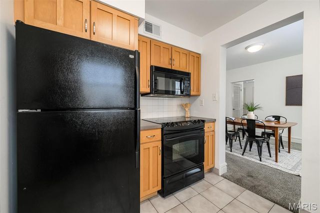 329 Belt Avenue 401, St Louis, MO 63112