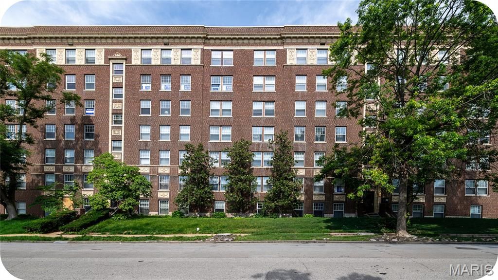 329 Belt Avenue 401, St Louis, MO 63112