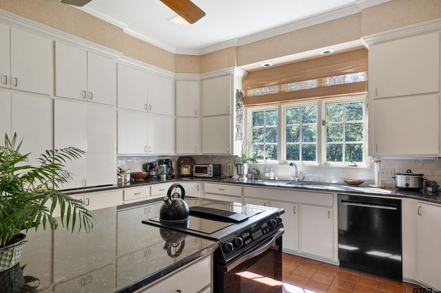 716 Wilderway, Tyler, TX 75703