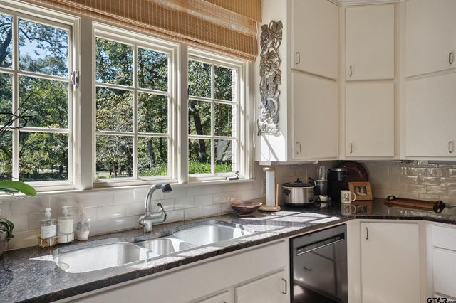 716 Wilderway, Tyler, TX 75703