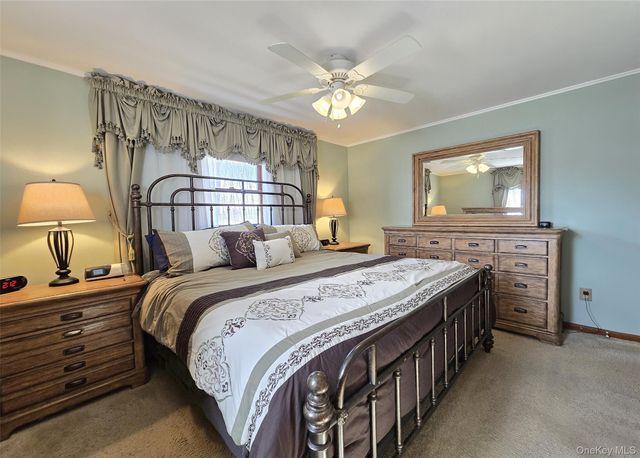 180 Carroll Avenue, Ronkonkoma, NY 11779