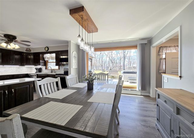 180 Carroll Avenue, Ronkonkoma, NY 11779